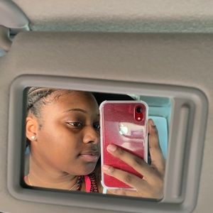 Meet your Posher, Cassandra